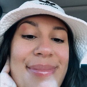 Meet your Posher, Danayris